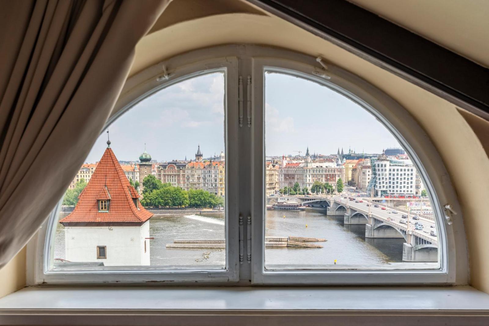 Janackovo - Riverside Residence Prague Exterior photo